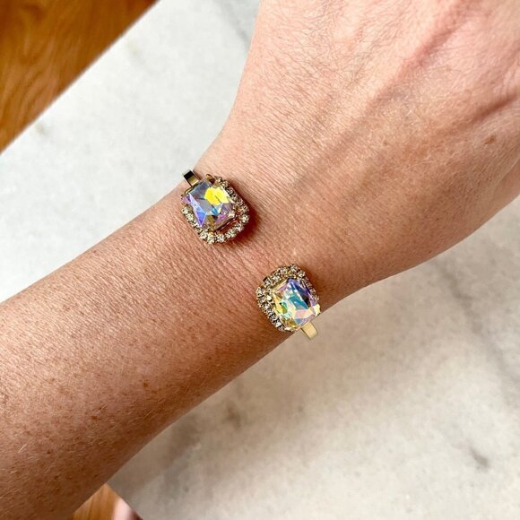 Handcrafted Sparkling Iridescent Octagon Crystal Rivoli Rhinestone Cuff Bracelet - Picture 6 of 8